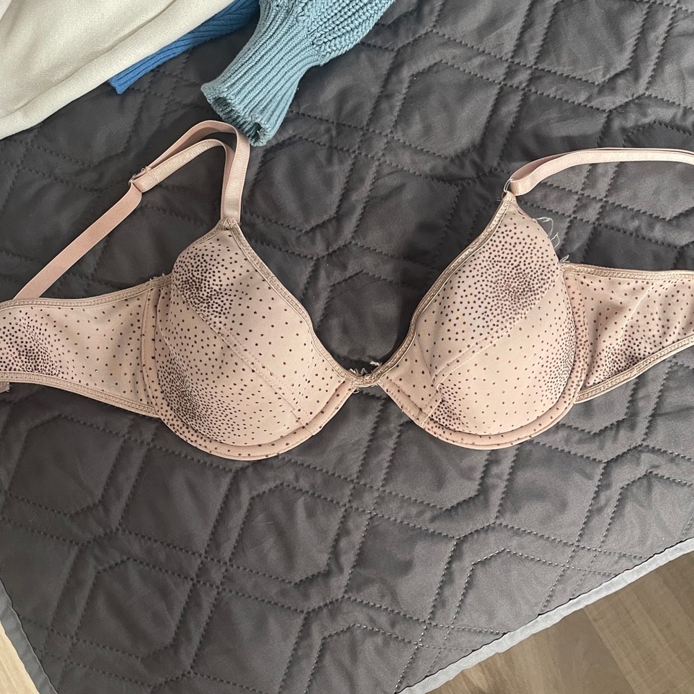 Gold embellished Underwire Bra 34b